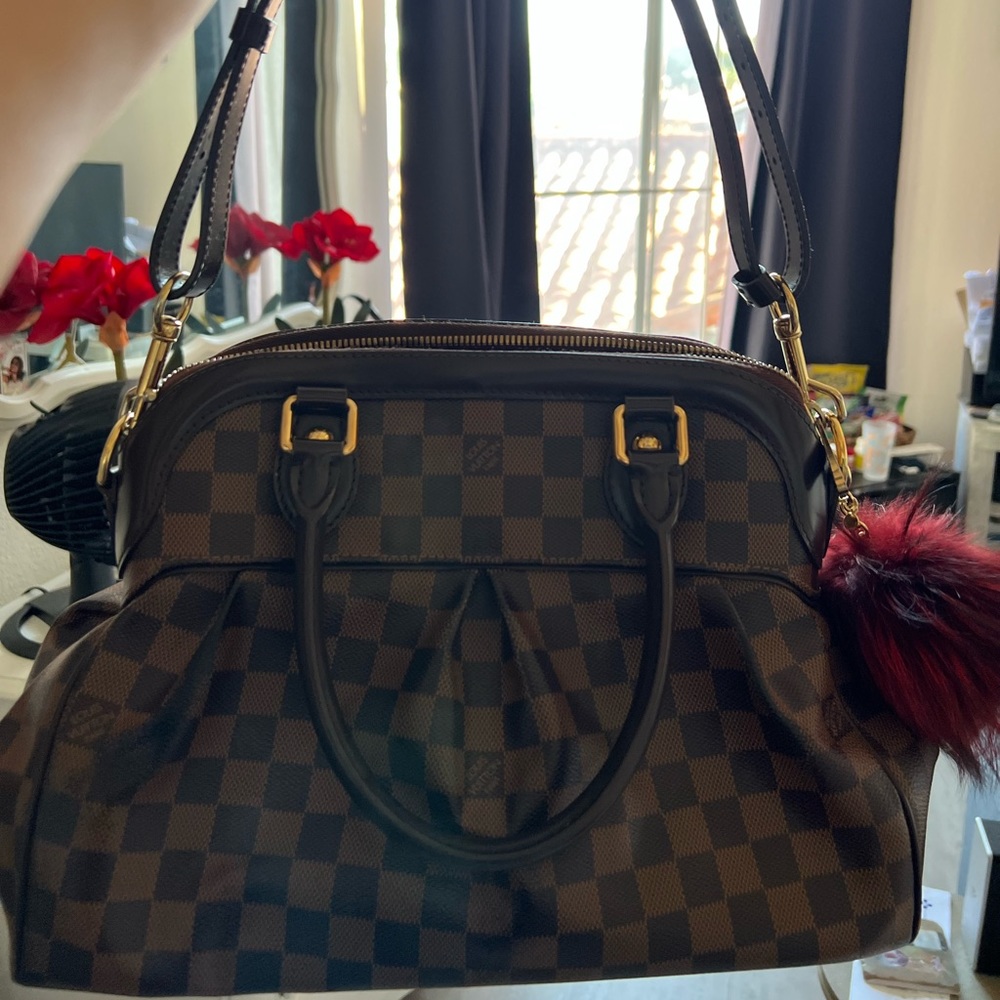 100% Authentic LV Trevi